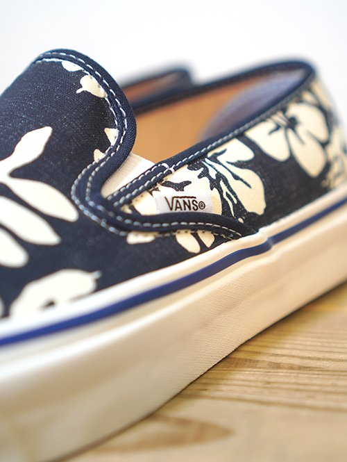 VANS ANAHEIM FACTORY SLIP-ON 48 DECK DX SHOE（VN0005UPNVY Floral