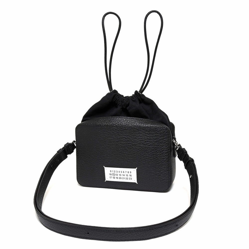 Maison Margiela（メゾン マルジェラ)5AC グレインレザーカメラバッグ