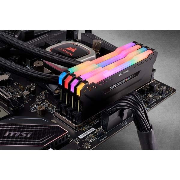 Corsair 32GB(8GBx4) DDR4 3600MHz(PC4-28800) 288 DIMM Unbuffered 18
