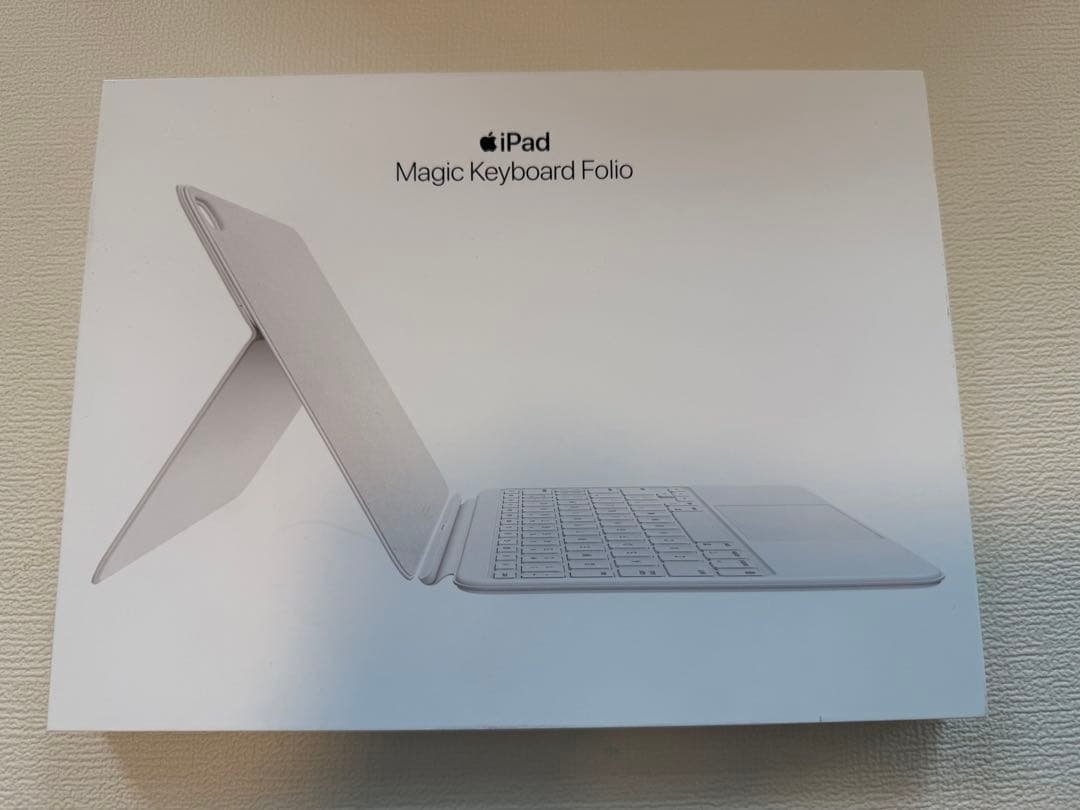 【箱付き美品】APPLE iPad Magic Keyboard Folio Magic Keyboard Folio for iPad (A16) - US English - Apple