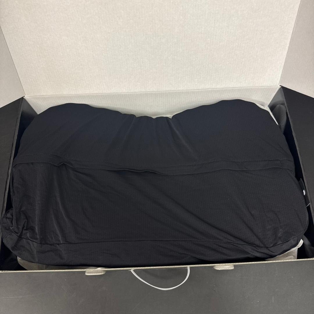 ☆未使用　ヒツジのいらない枕　-極柔-　ブラックレーベル　枕カバー付き